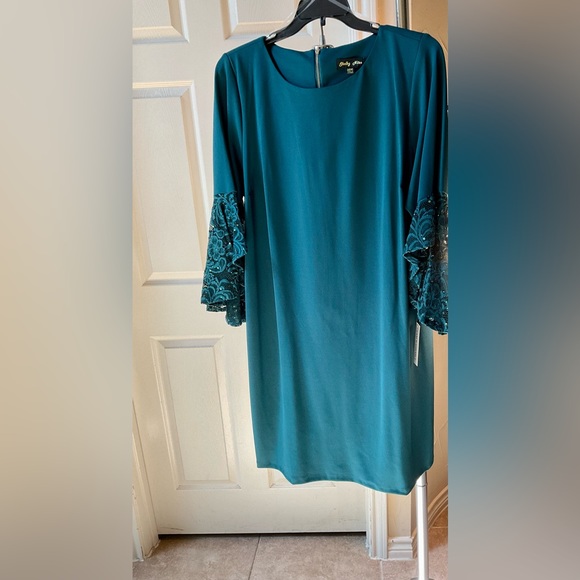 New Hunter Green Dress with Sequin Ruffle Bell Tiered Sleeves - Picture 6 of 6